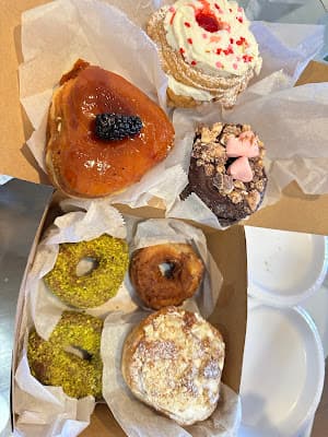 Moe's Doughs