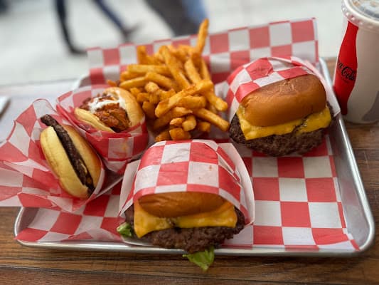 Burger Mania — halal restaurant in New York, NY