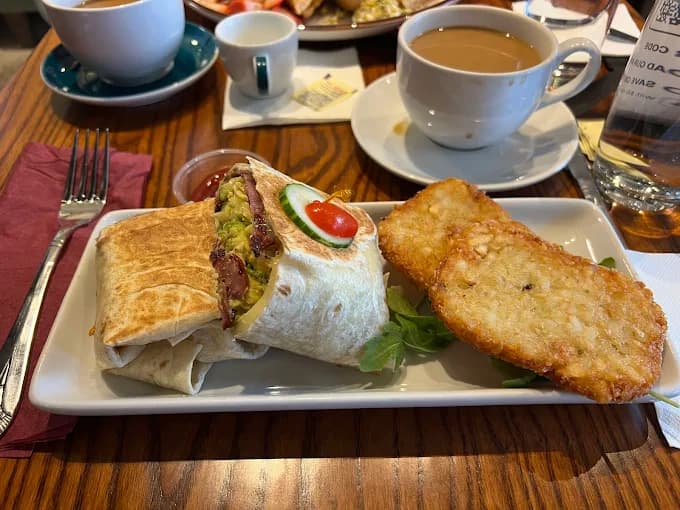Pistachio Café in New Haven
